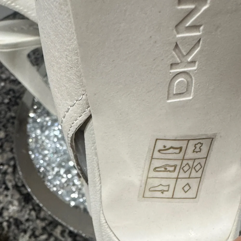 DKNY Off-White Peep-Toe Zip High Heel Booties NEW 9.5